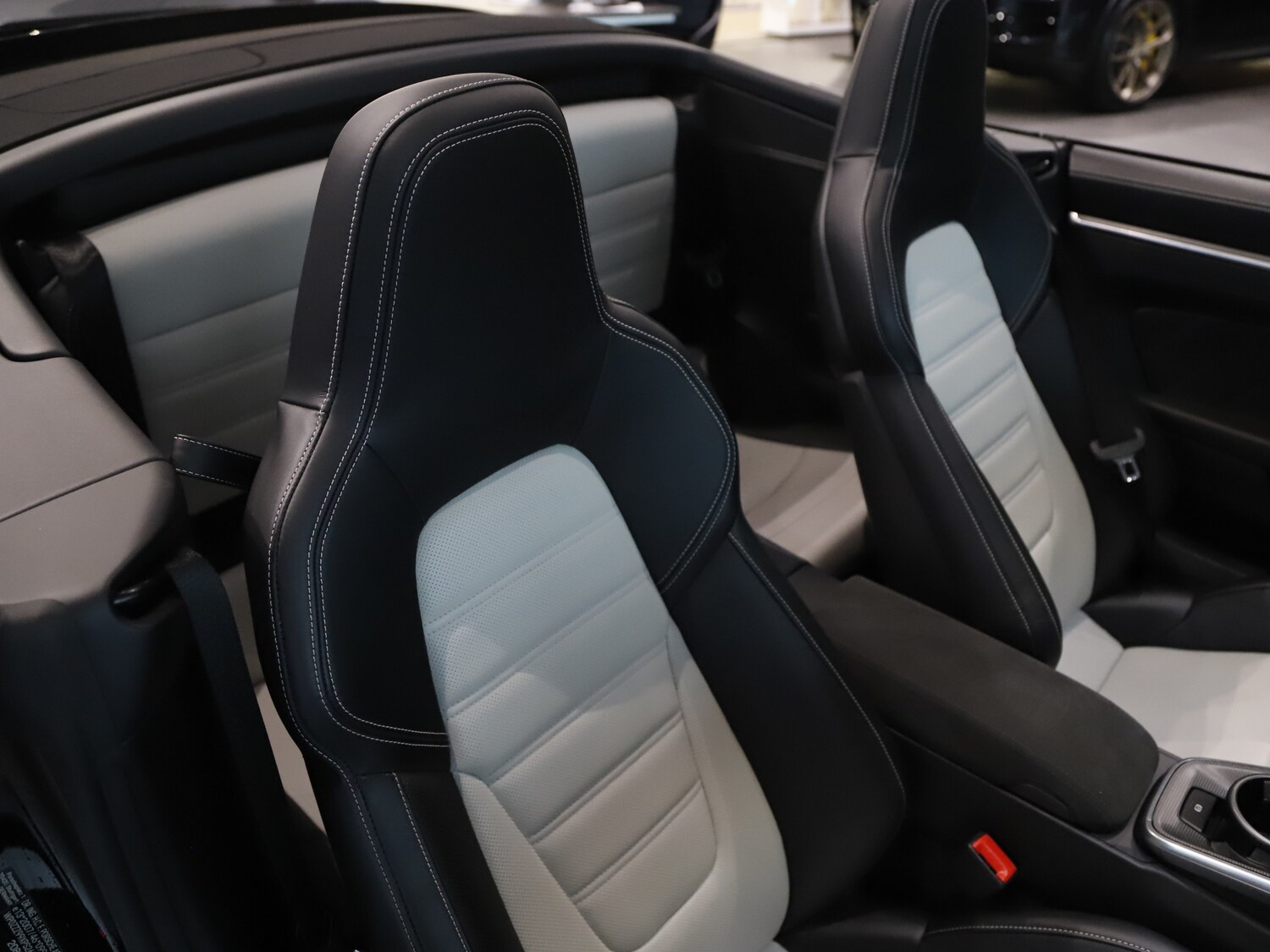 Used Porsche 911 2023 for sale - 77451284: Photo 26