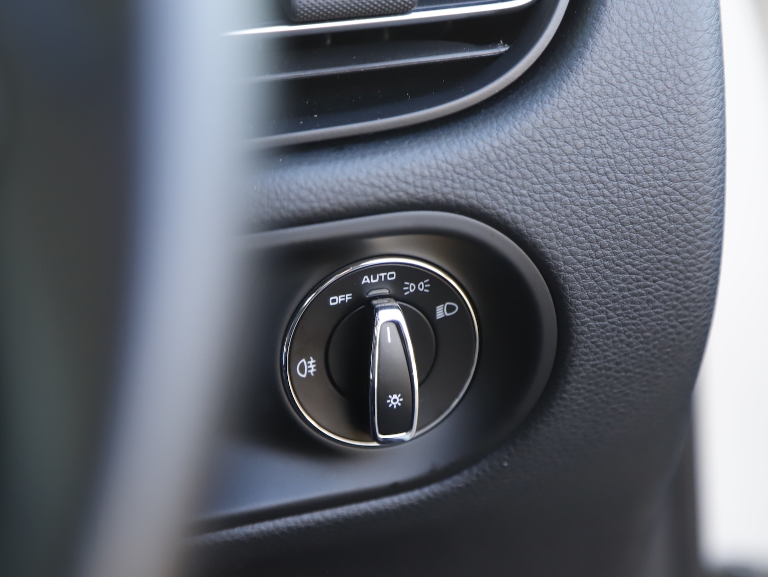 Used Porsche Macan 2023 for sale - 77733843: Photo 22