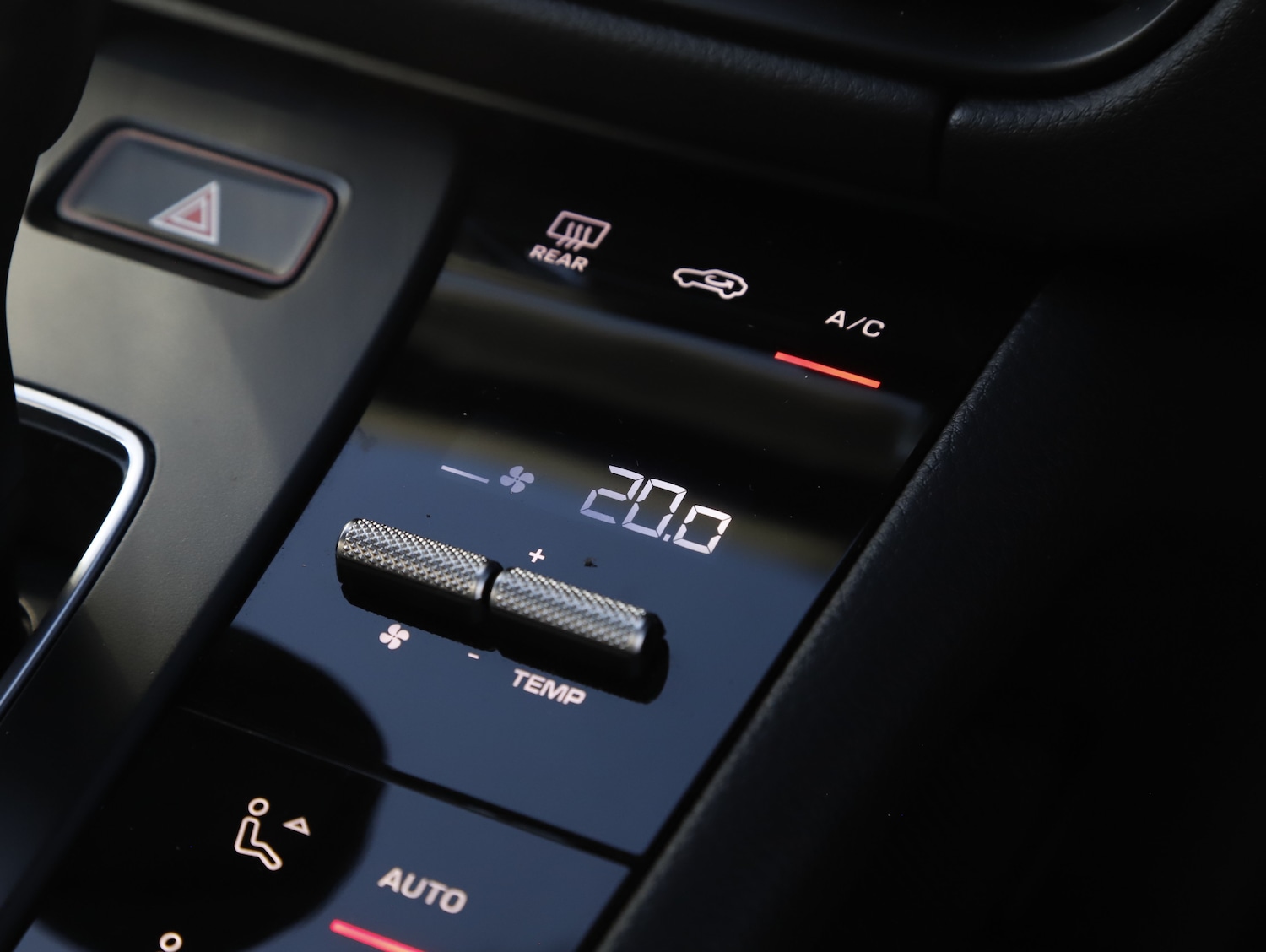 Used Porsche Macan 2023 for sale - 77733843: Photo 29