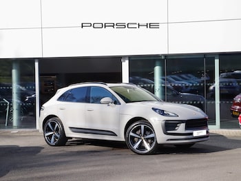 Used Porsche Macan 2023 for sale - 77733843: Photo