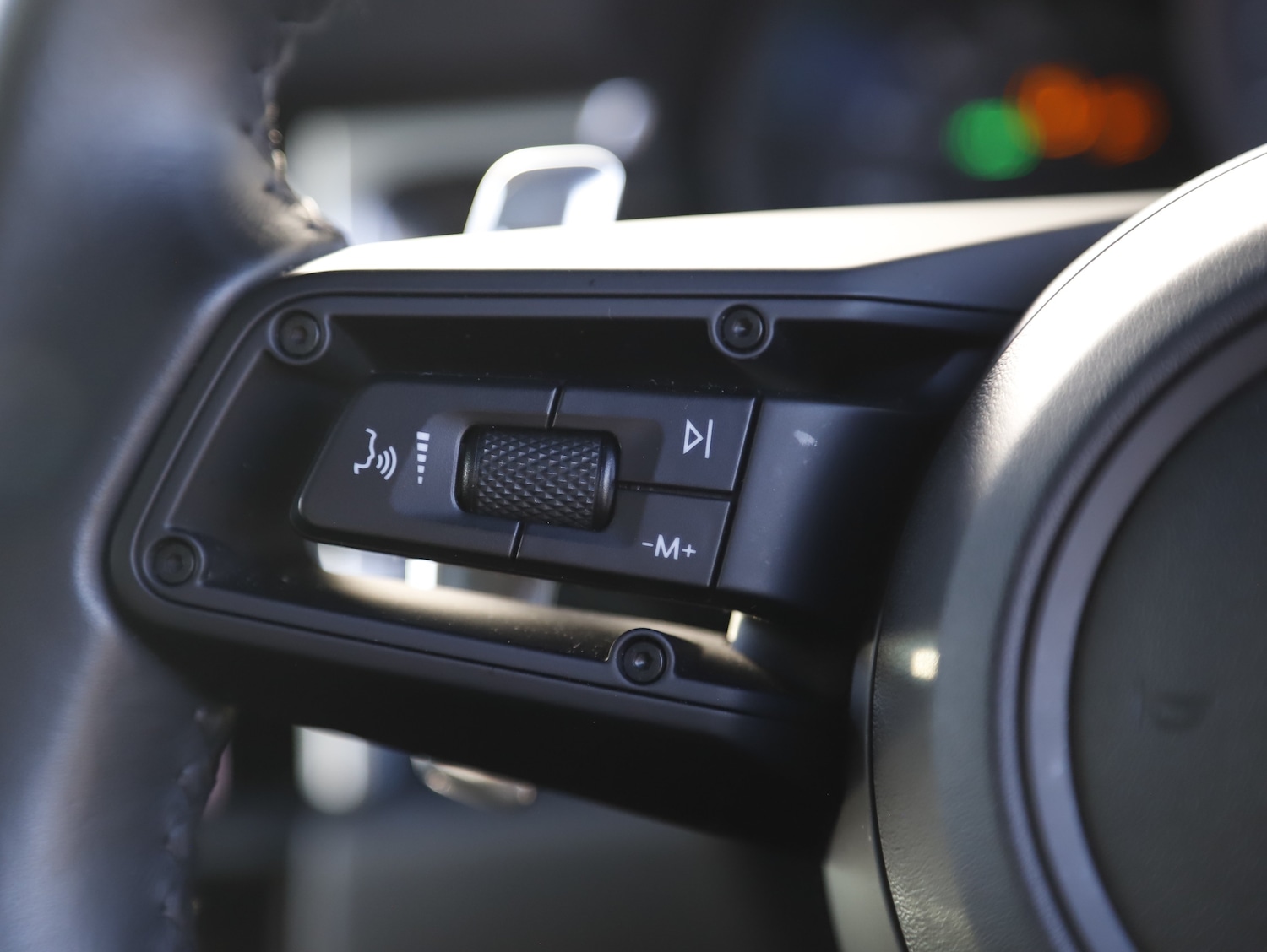 Used Porsche Macan 2023 for sale - 77733843: Photo 31