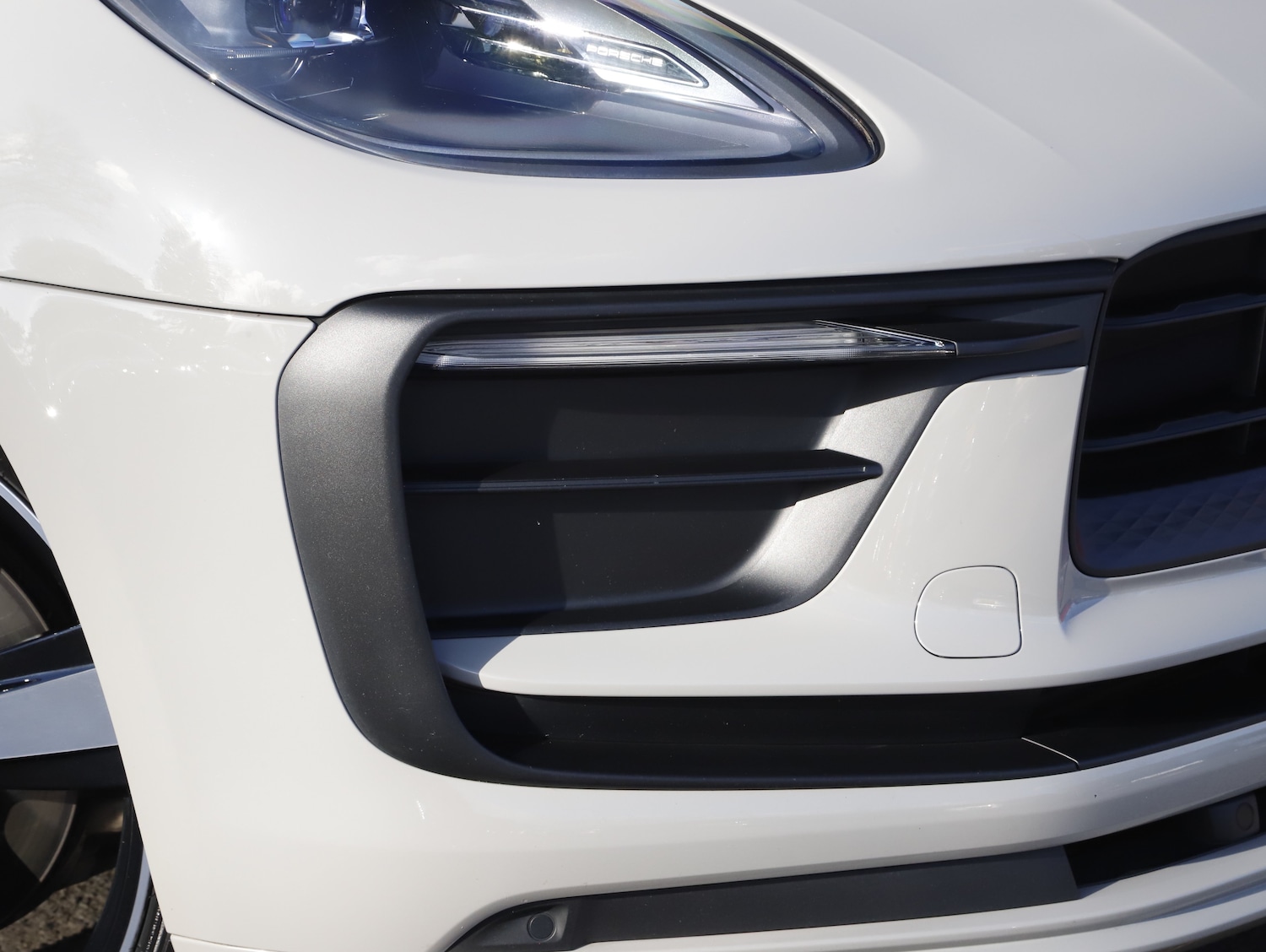 Used Porsche Macan 2023 for sale - 77733843: Photo 38