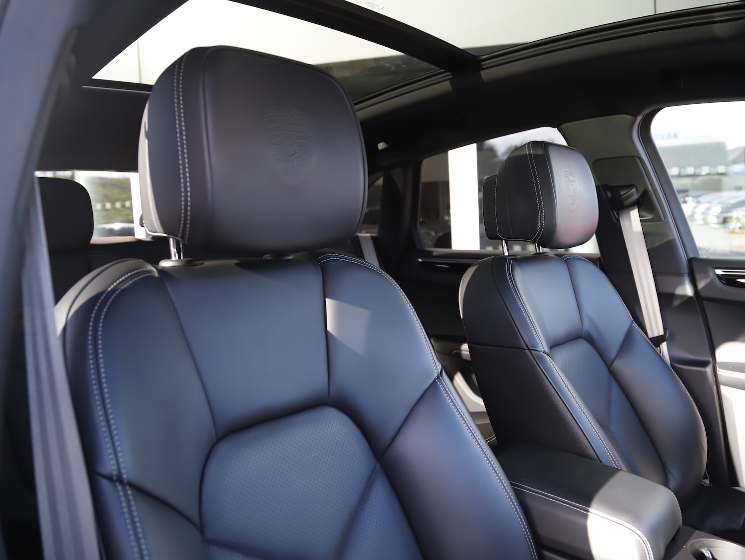 Used Porsche Macan 2023 for sale - 77733843: Photo 41