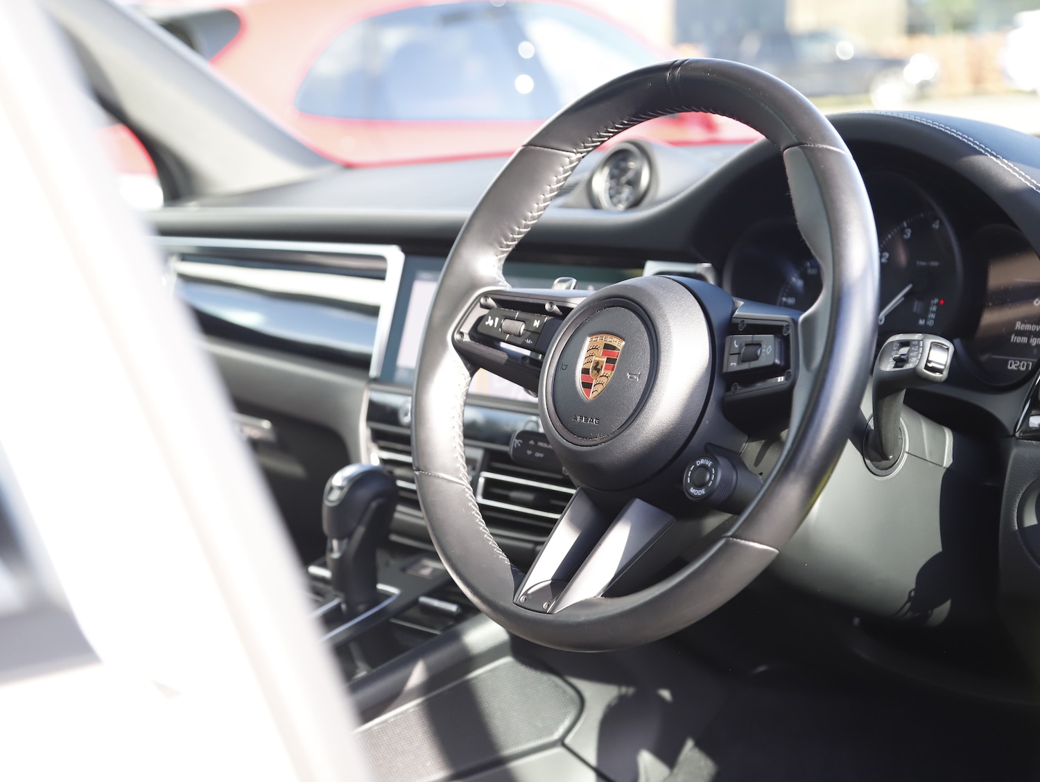 Used Porsche Macan 2023 for sale - 77733843: Photo 44