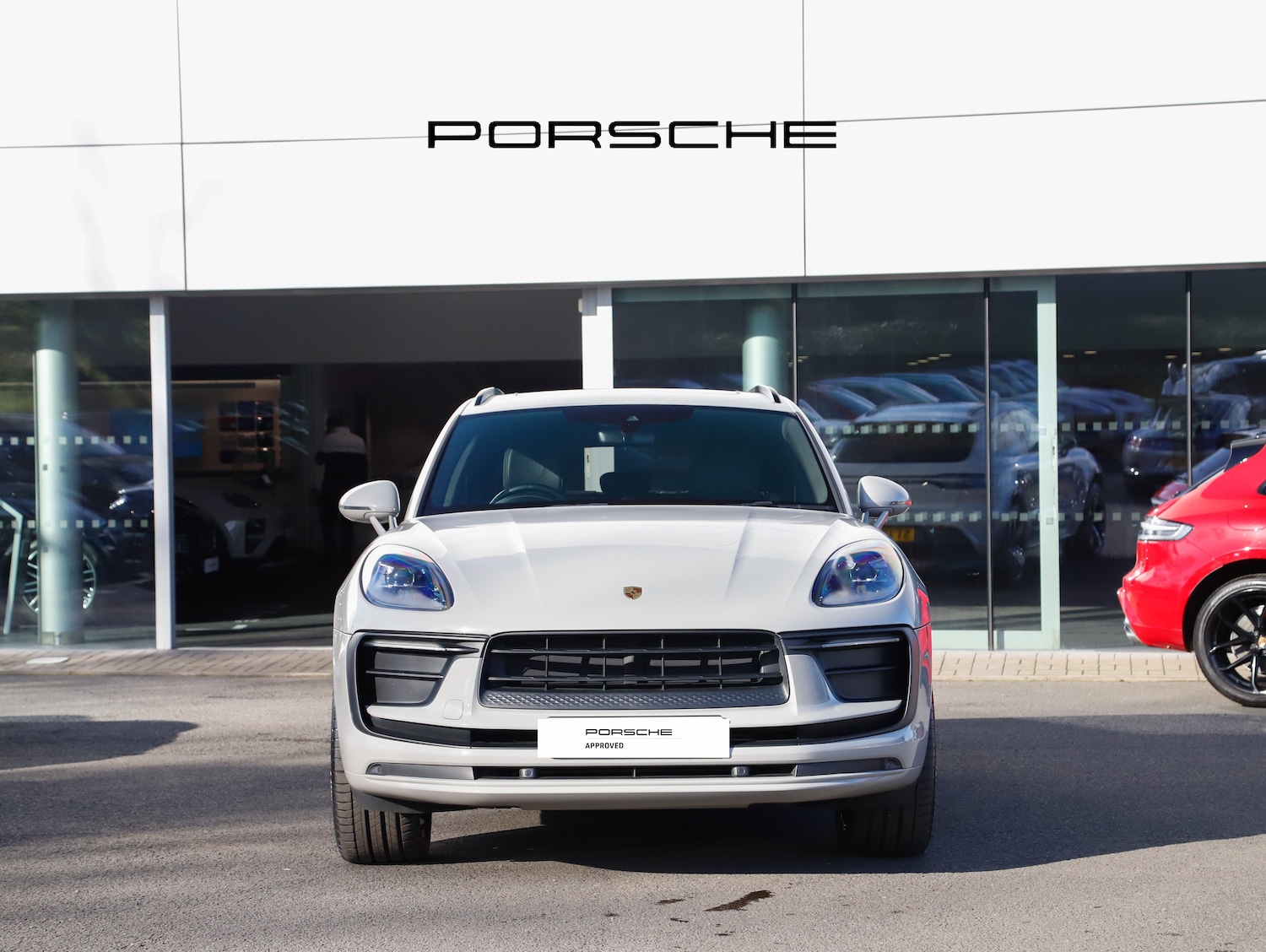 Used Porsche Macan 2023 for sale - 77733843: Photo 7