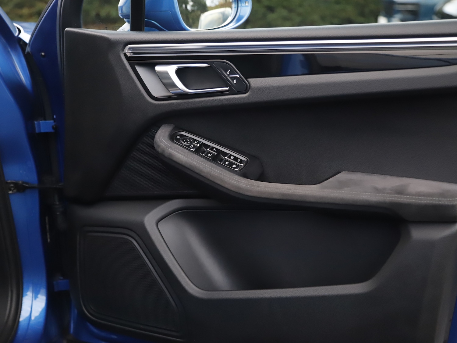 Used Porsche Macan 2018 for sale - 76508948: Photo 24