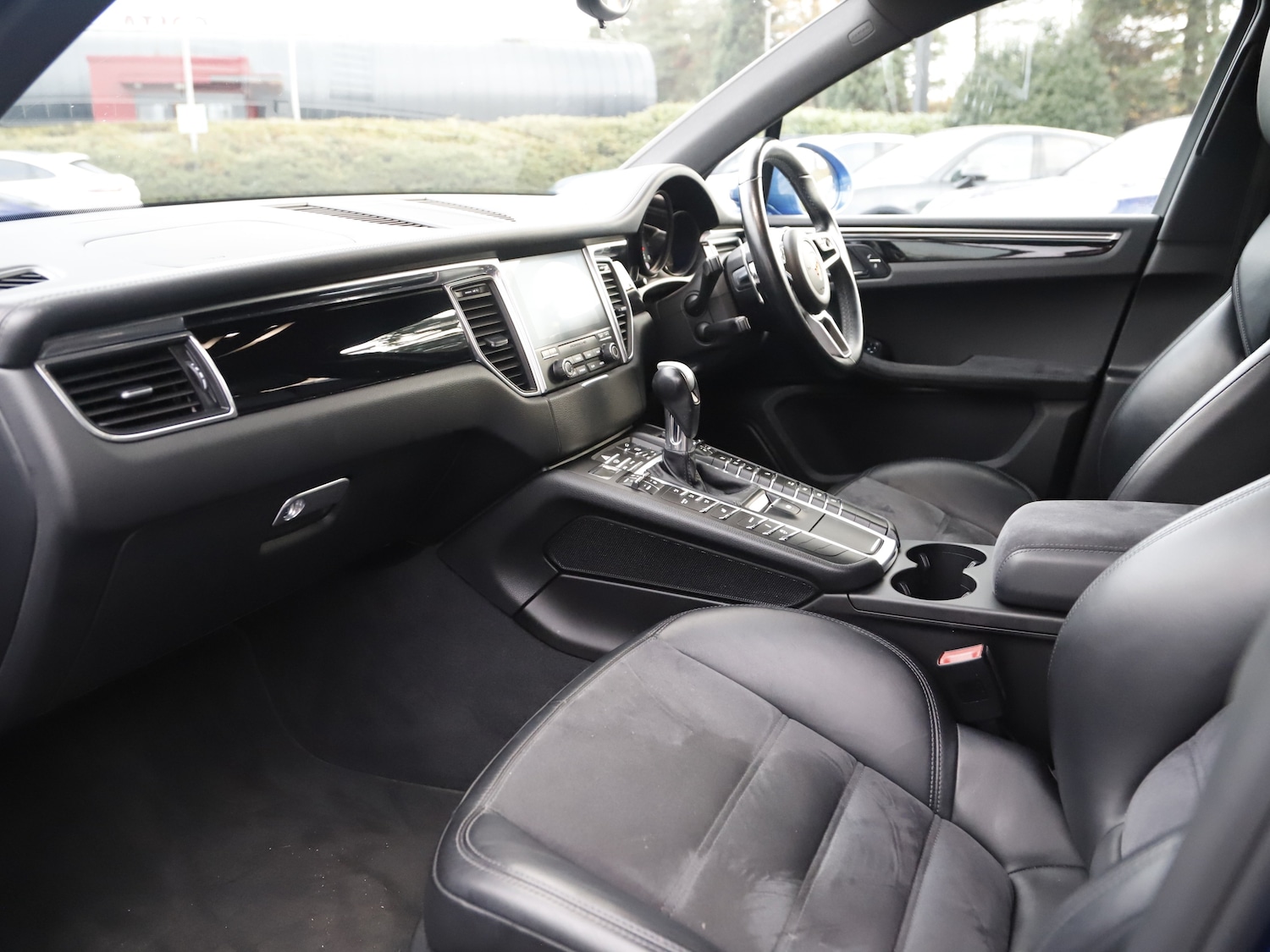 Used Porsche Macan 2018 for sale - 76508948: Photo 3