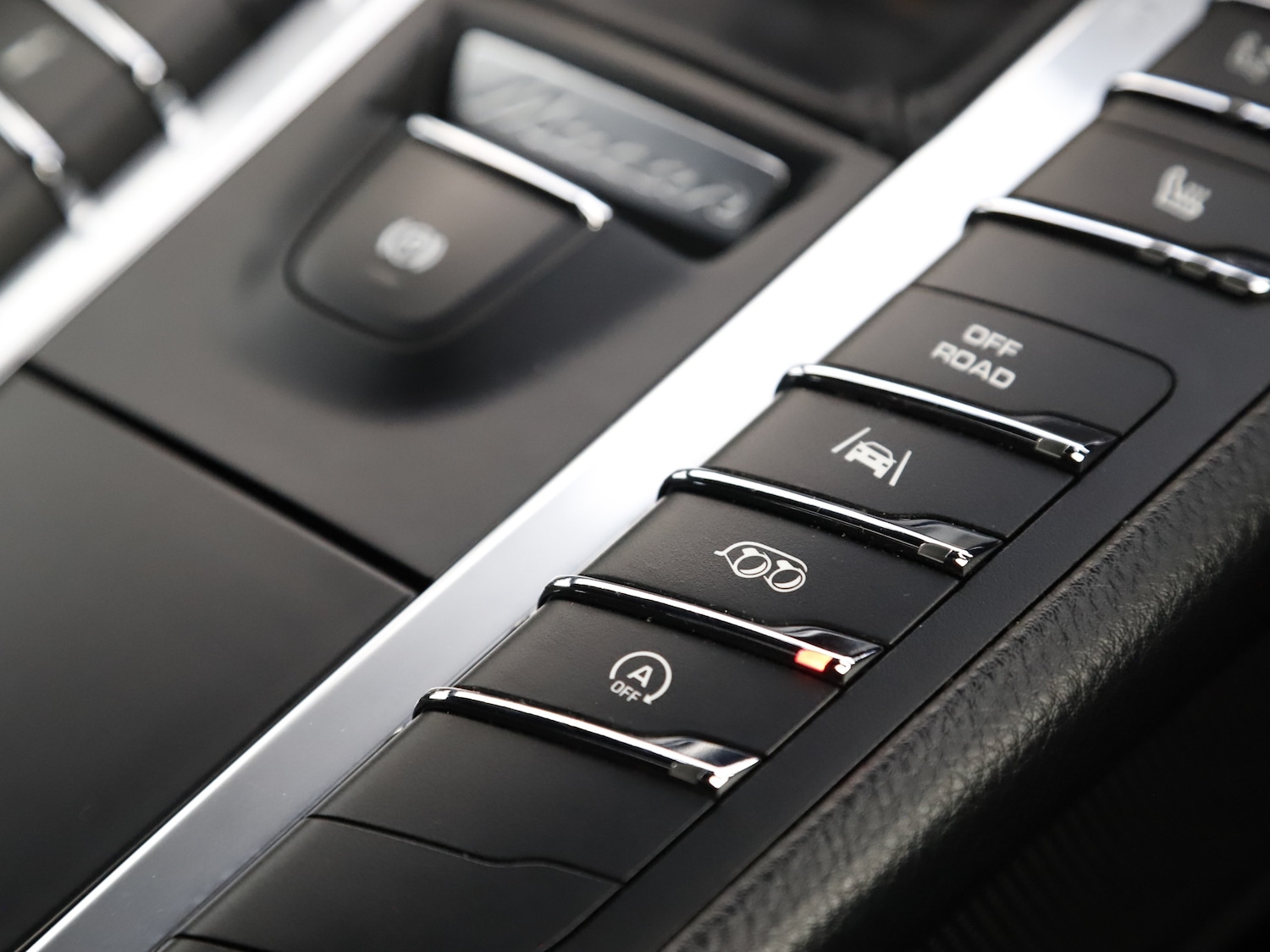 Used Porsche Macan 2018 for sale - 76508948: Photo 35