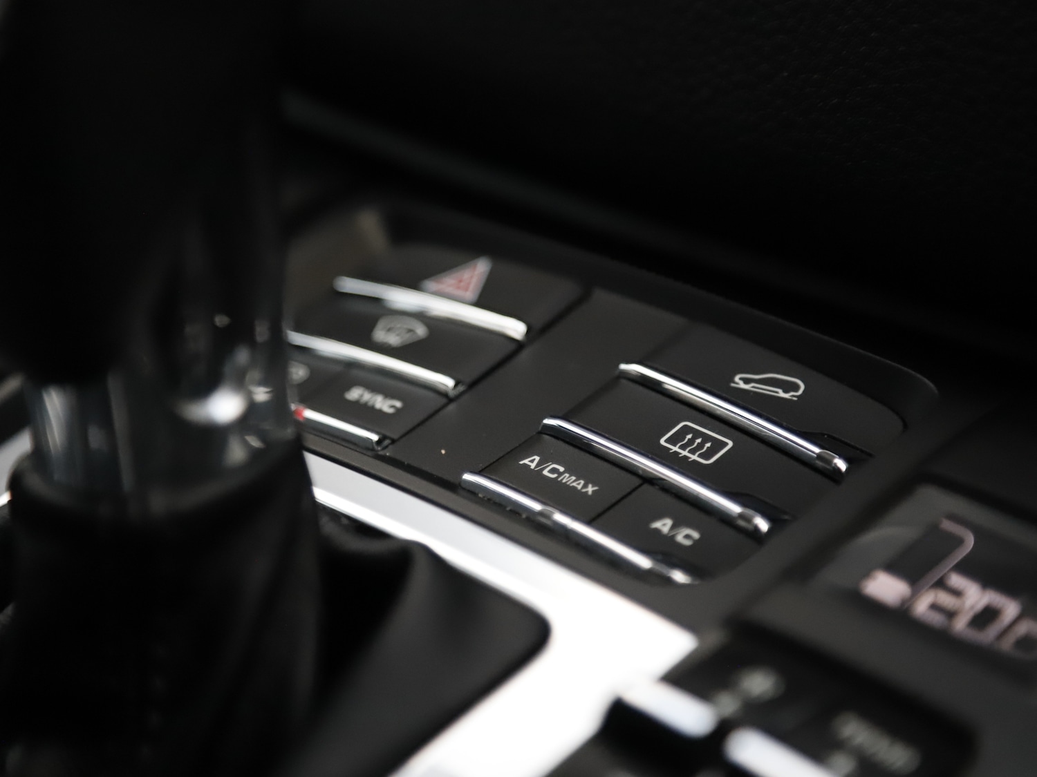 Used Porsche Macan 2018 for sale - 76508948: Photo 43