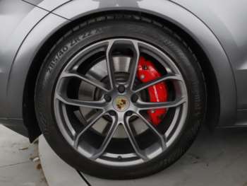 Used Porsche Cayenne 1969 for sale - 75087195: Photo