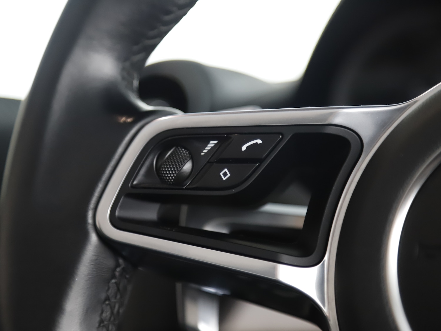 Used Porsche 718 Boxster 2018 for sale - 77211664: Photo 42