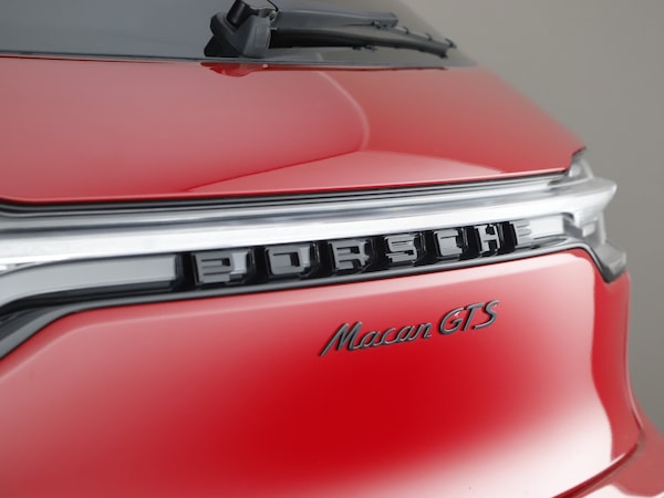 Used Porsche Macan 2021 for sale - 76266314: Photo 11