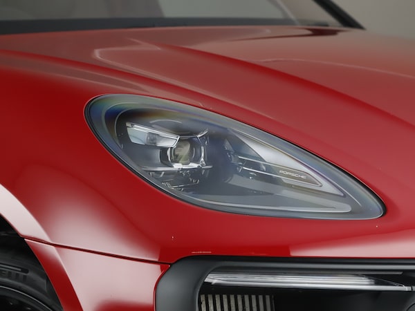 Used Porsche Macan 2021 for sale - 76266314: Photo 15