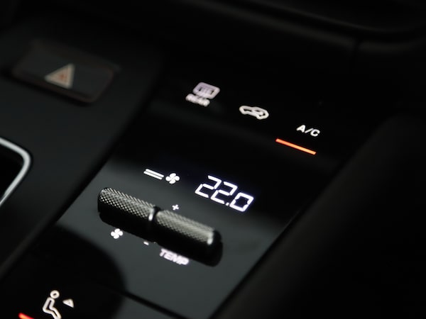Used Porsche Macan 2021 for sale - 76266314: Photo 23