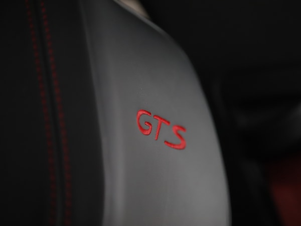 Used Porsche Macan 2021 for sale - 76266314: Photo 45