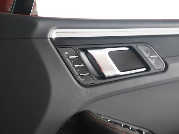 Used Porsche Macan 2021 for sale - 76266314: Photo 46