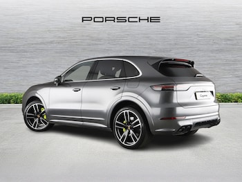 Used Porsche Cayenne 2021 for sale - 75087198: Photo