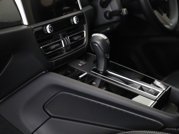 Used Porsche Macan 2024 for sale - 76255691: Photo 24