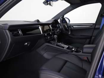 Used Porsche Macan 2025 for sale - 74869622: Photo