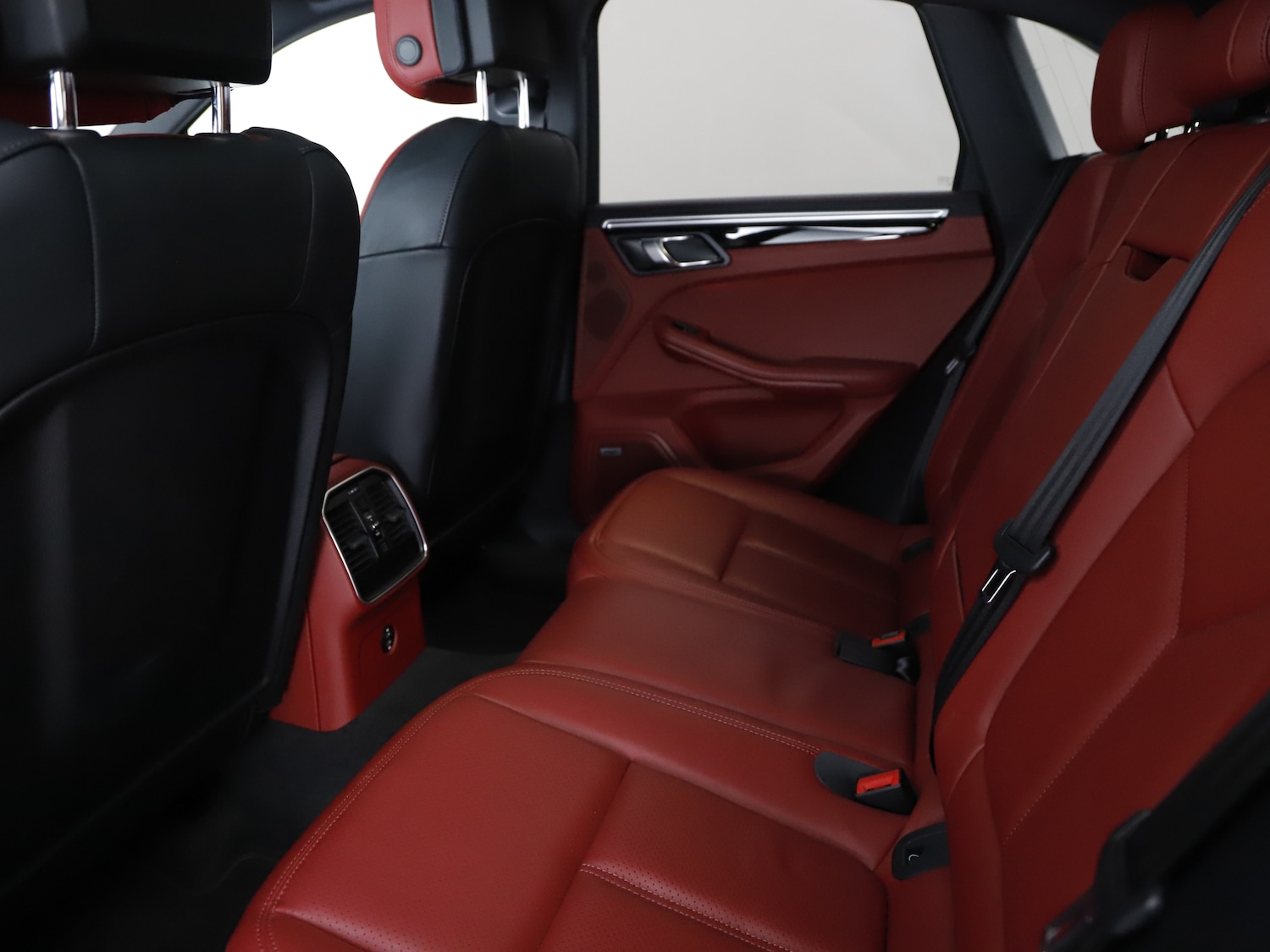 Used Porsche Macan 2023 for sale - 77436363: Photo 20