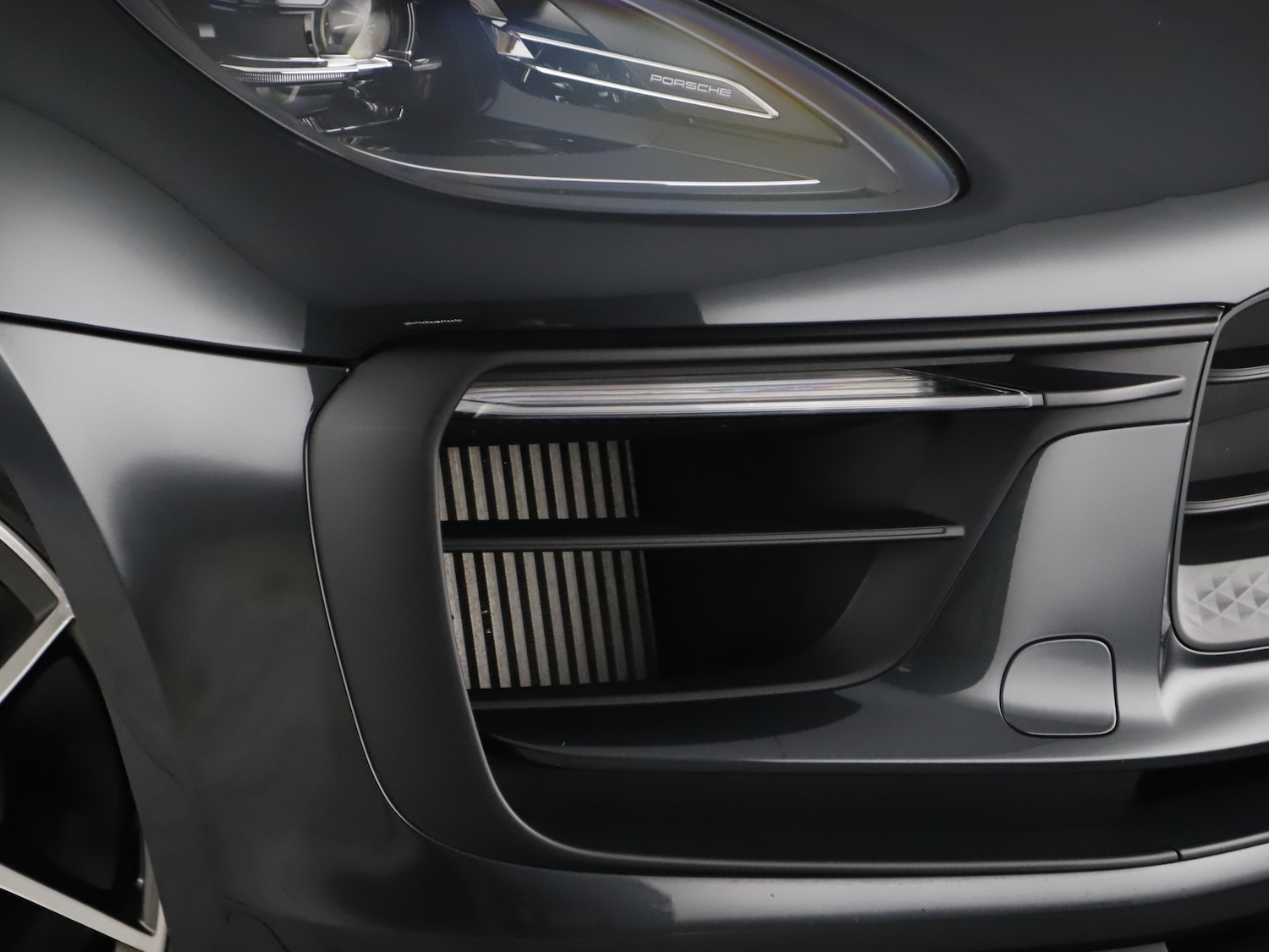 Used Porsche Macan 2023 for sale - 77436363: Photo 22