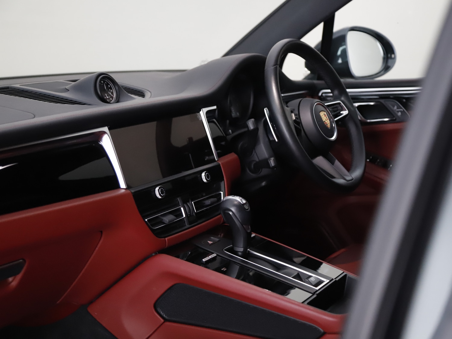 Used Porsche Macan 2023 for sale - 77436363: Photo 24