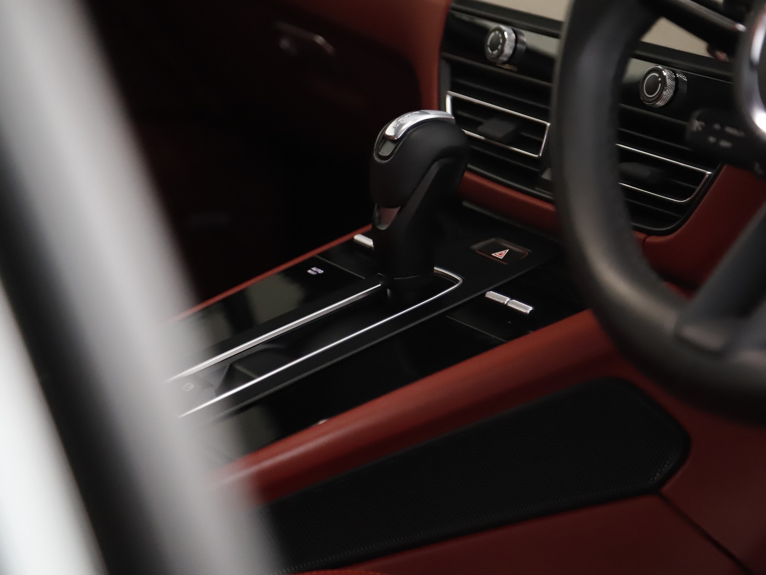 Used Porsche Macan 2023 for sale - 77436363: Photo 28