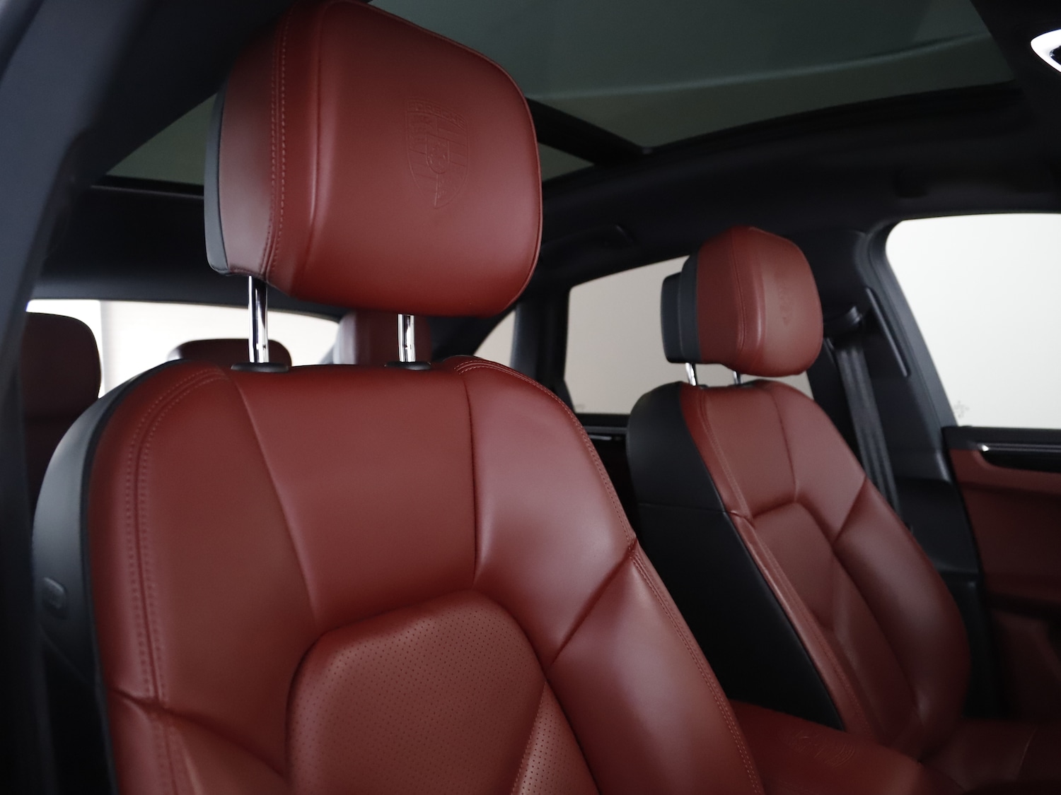 Used Porsche Macan 2023 for sale - 77436363: Photo 34