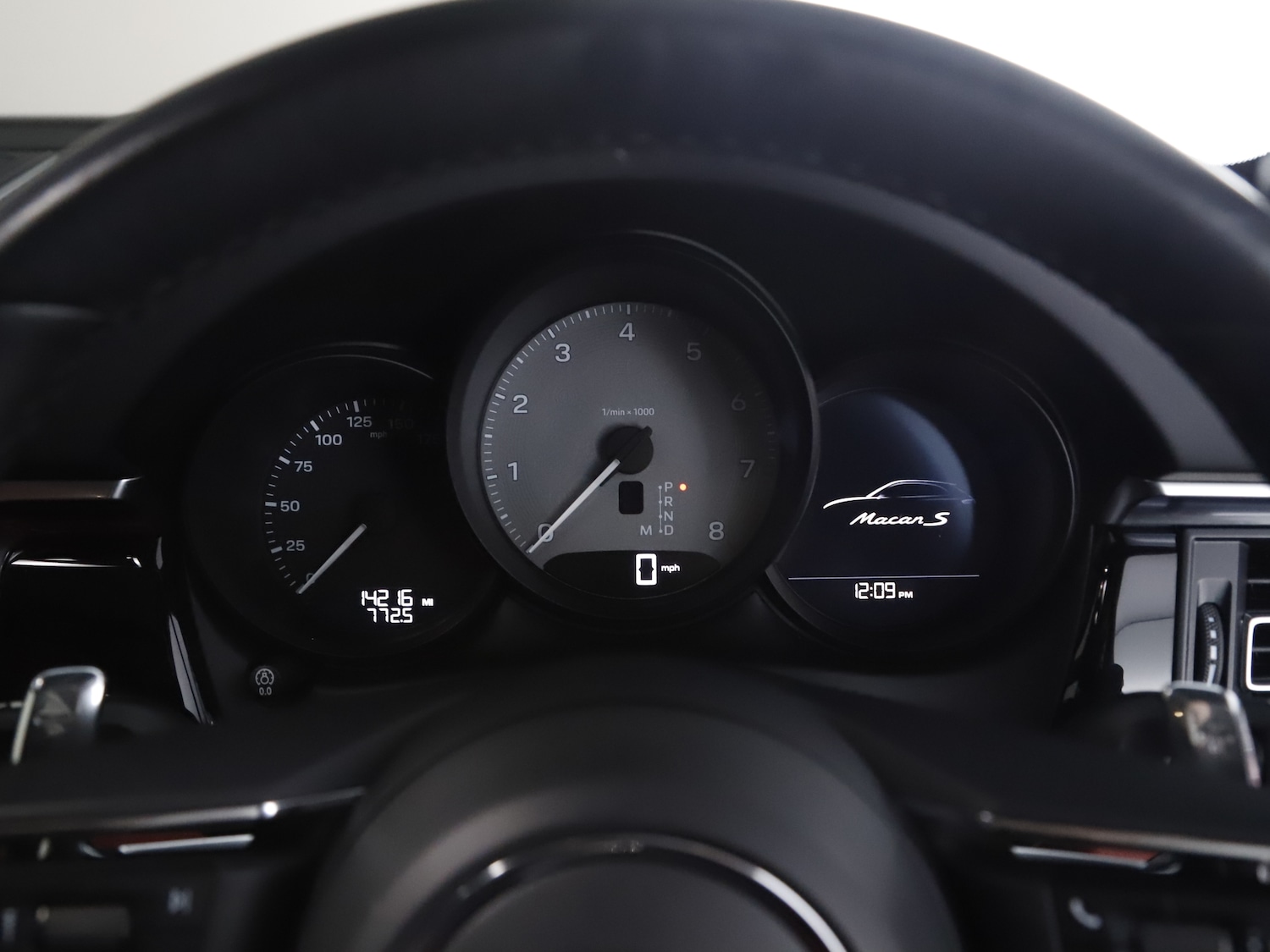 Used Porsche Macan 2023 for sale - 77436363: Photo 37