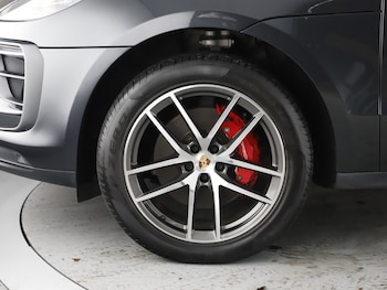 Used Porsche Macan 2023 for sale - 77436363: Photo