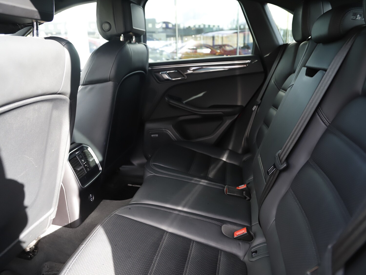 Used Porsche Macan 2019 for sale - 77719374: Photo 13