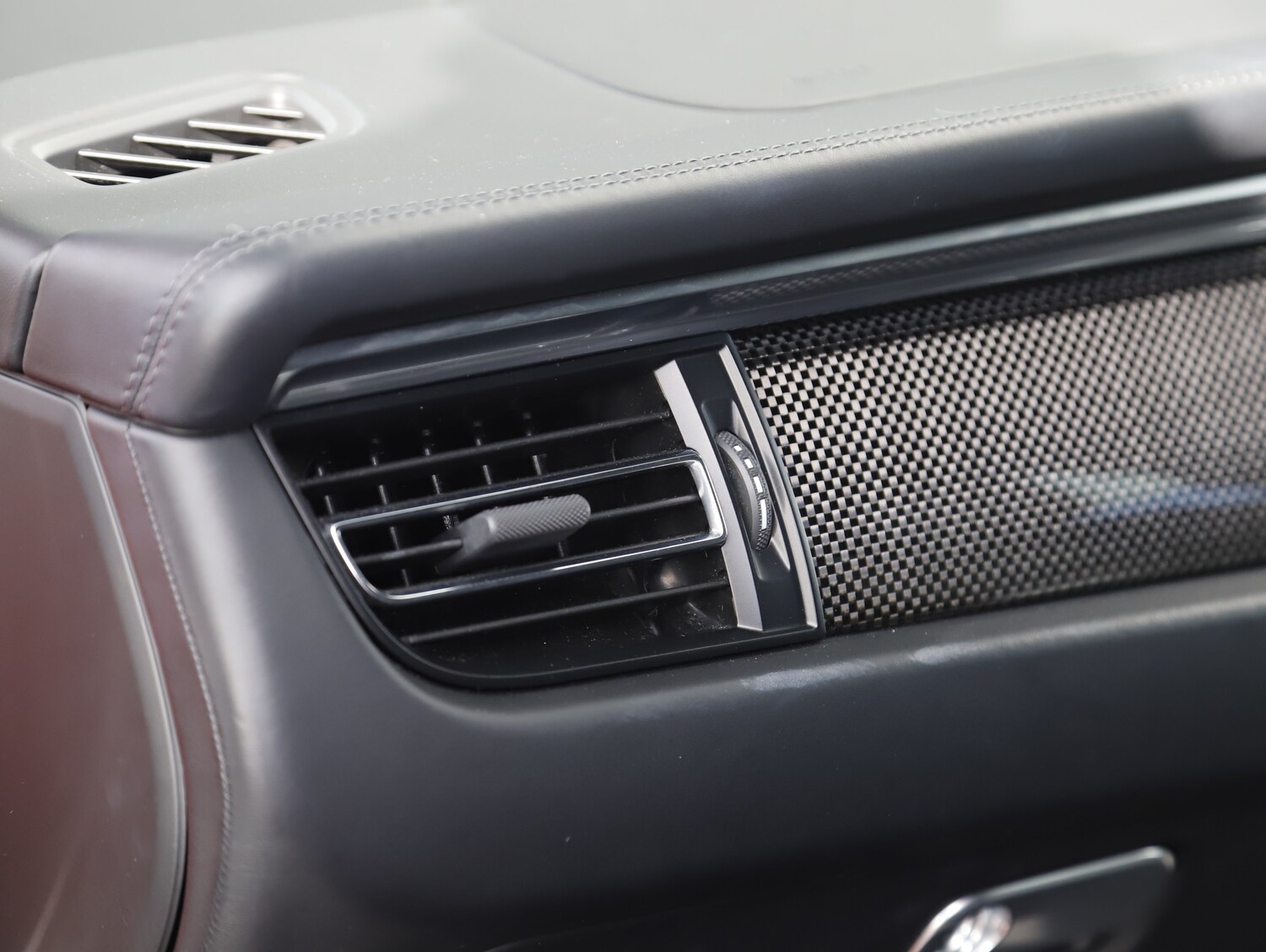 Used Porsche Macan 2019 for sale - 77719374: Photo 15