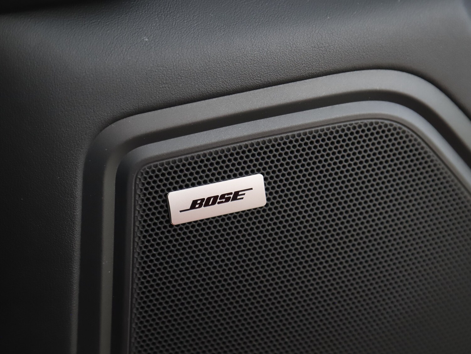 Used Porsche Macan 2019 for sale - 77719374: Photo 32