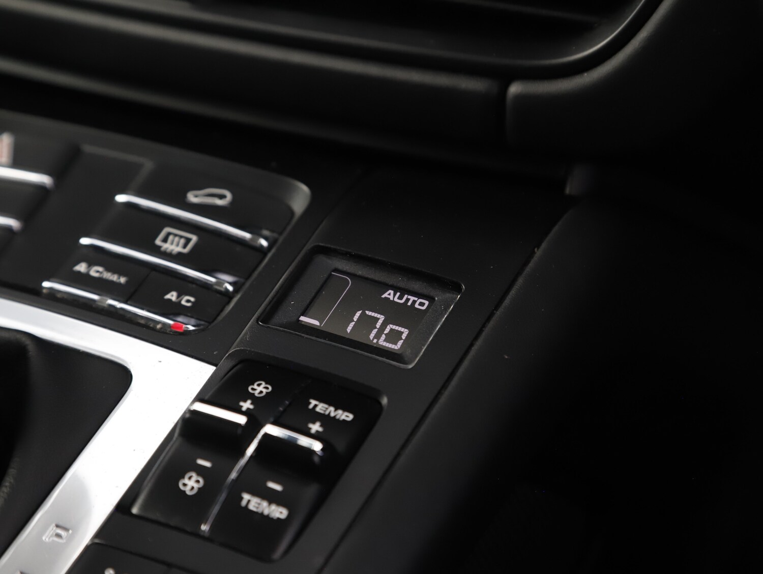 Used Porsche Macan 2019 for sale - 77719374: Photo 39