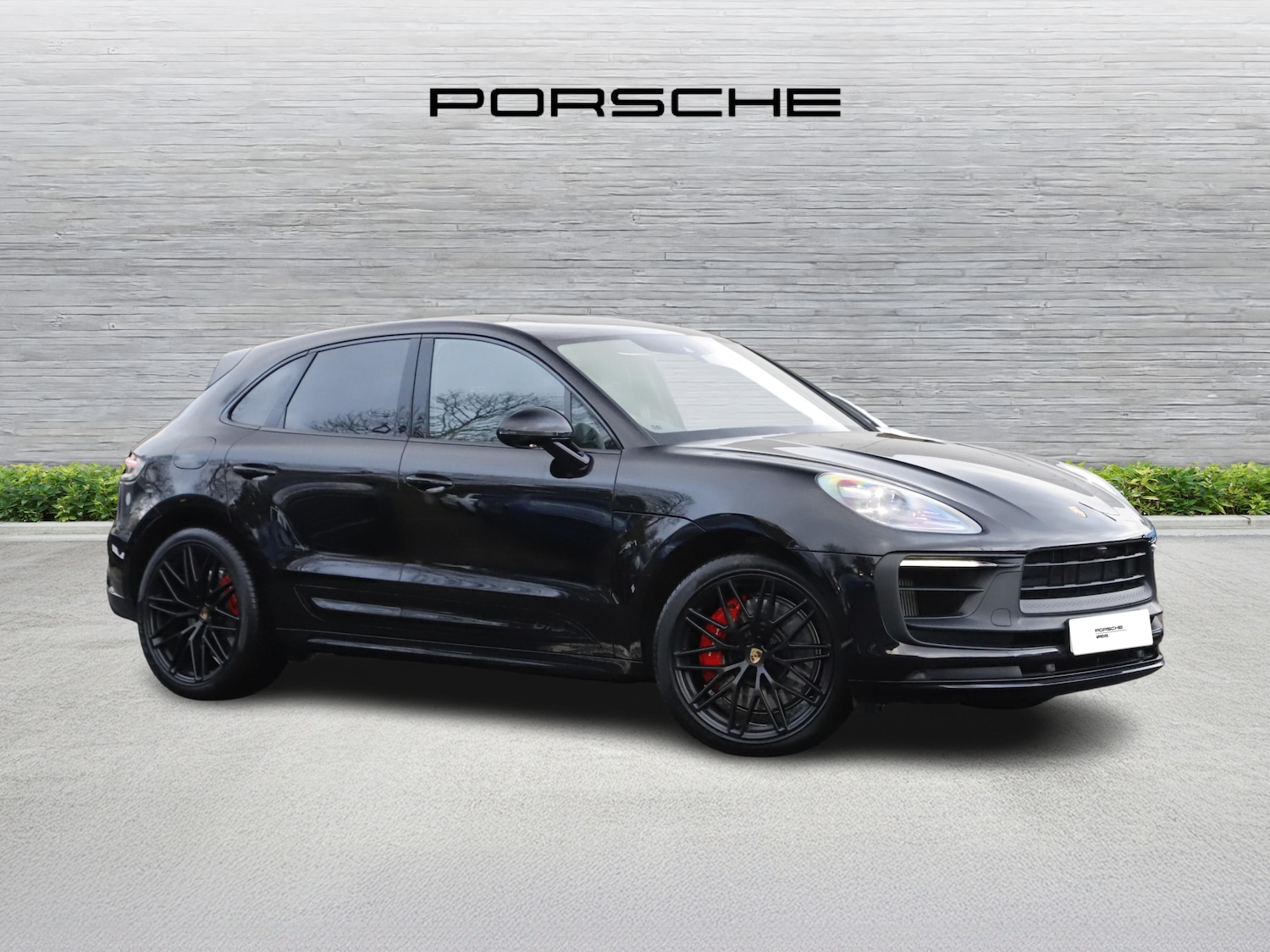 Used Porsche Macan 1969 for sale - 76798683: Photo 2