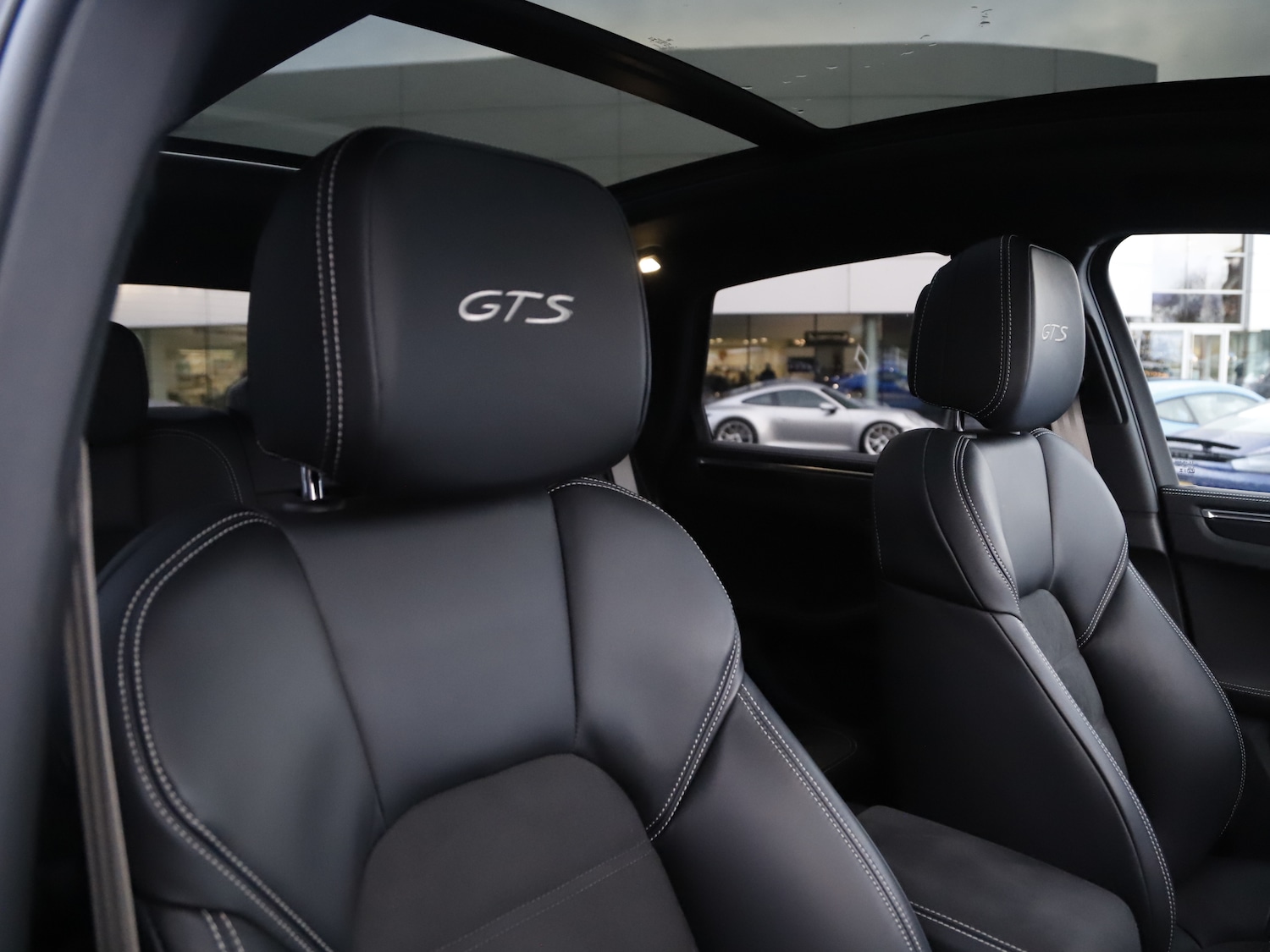 Used Porsche Macan 1969 for sale - 76798683: Photo 20