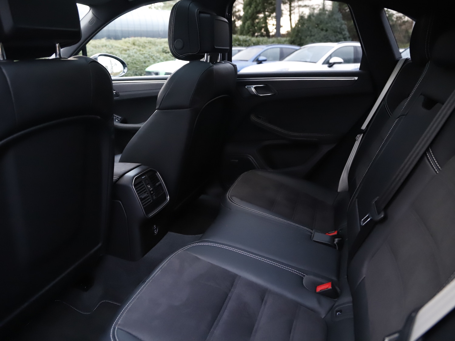 Used Porsche Macan 1969 for sale - 76798683: Photo 37