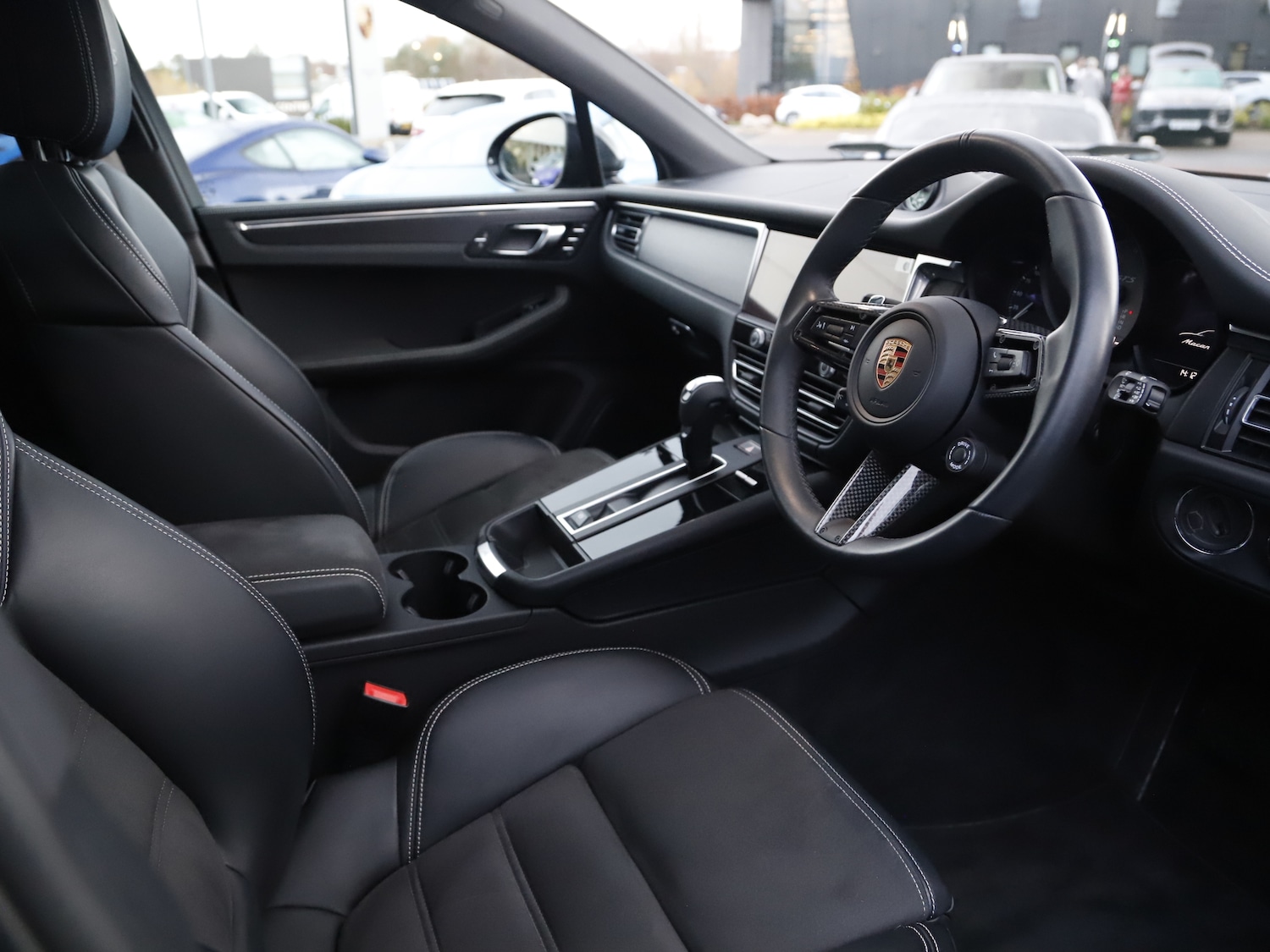 Used Porsche Macan 1969 for sale - 76798683: Photo 4