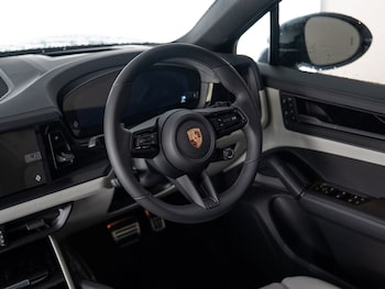 Used Porsche Cayenne 2025 for sale - 76481271: Photo