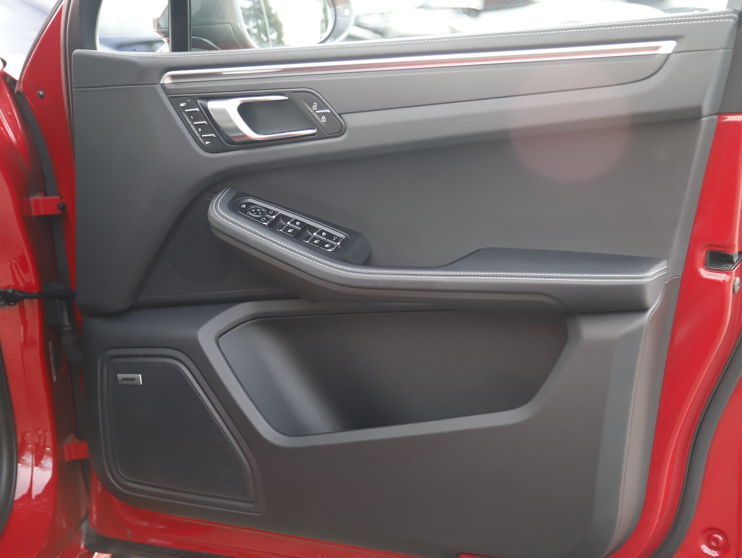 Used Porsche Macan 2022 for sale - 77608392: Photo 28