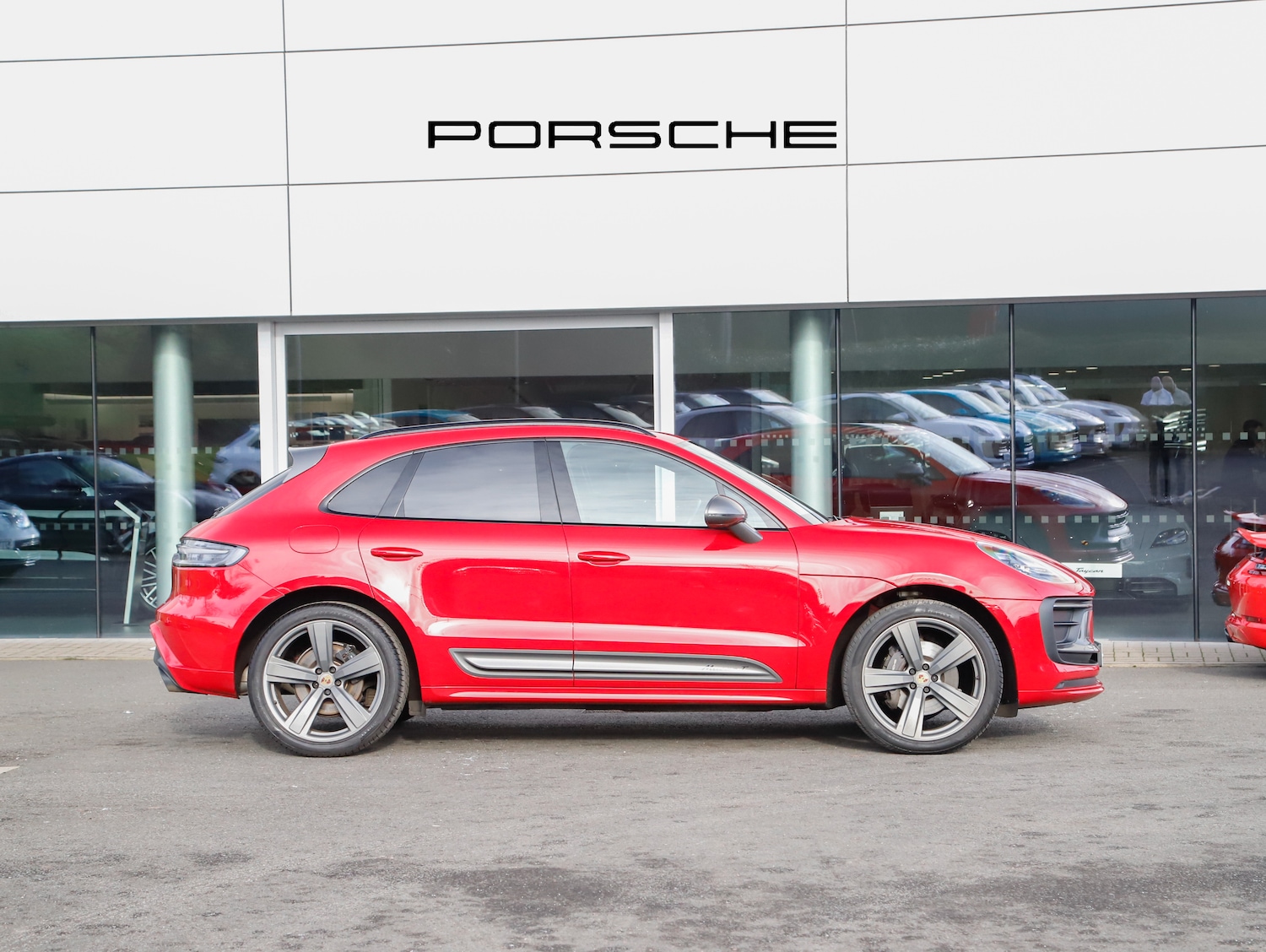 Used Porsche Macan 2022 for sale - 77608392: Photo 9