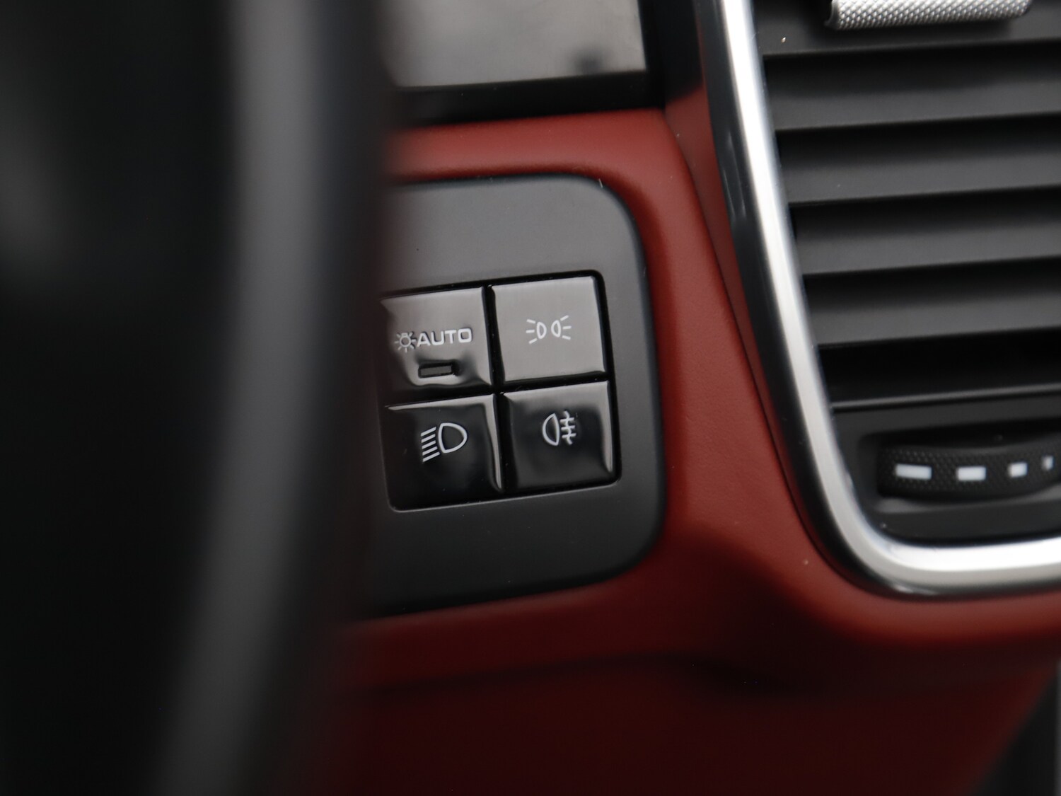 Used Porsche Cayenne 2019 for sale - 77106783: Photo 18