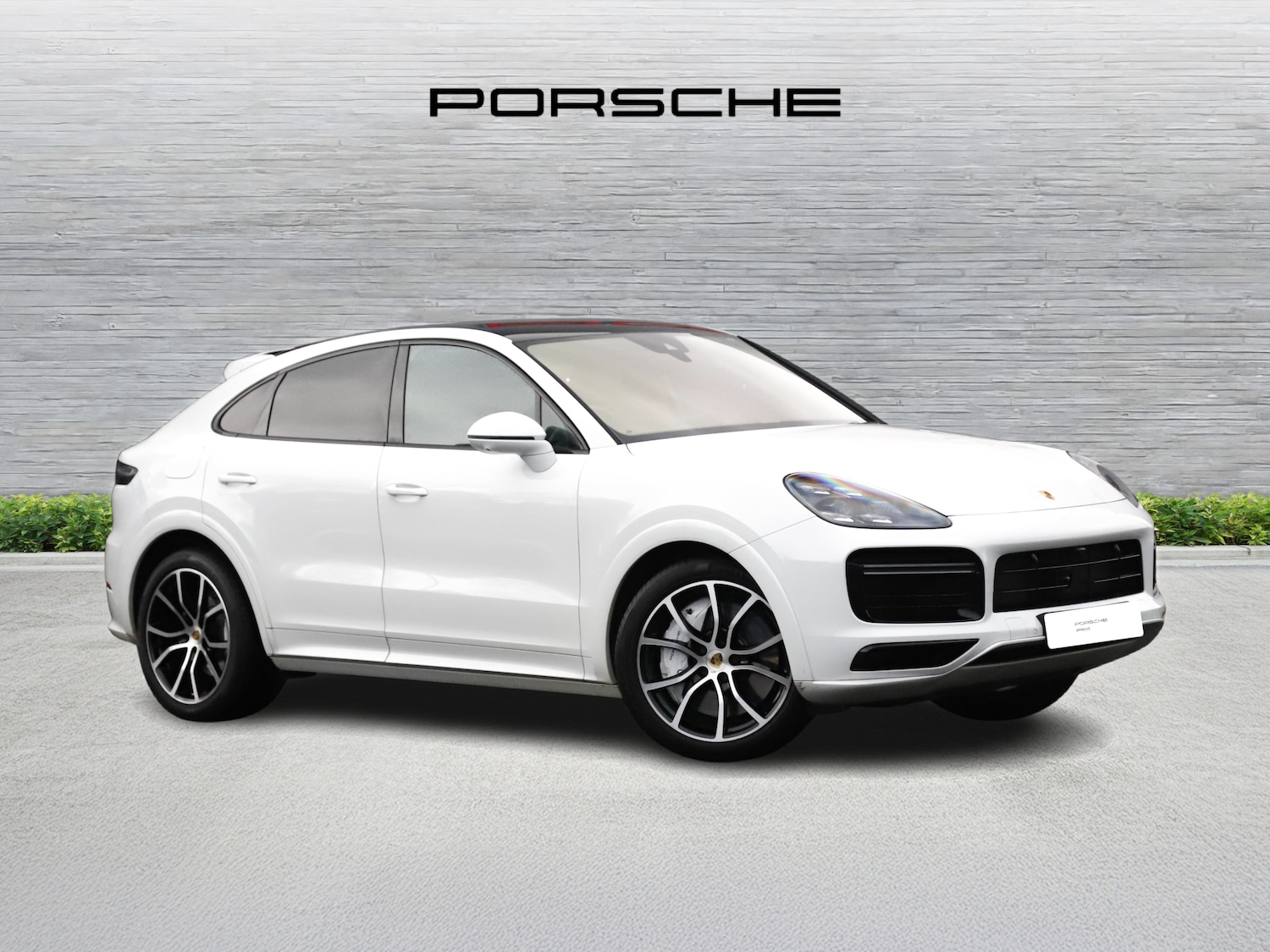 Used Porsche Cayenne 2019 for sale - 77106783: Photo 2