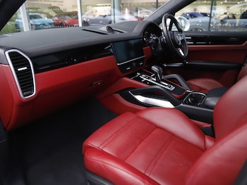 Used Porsche Cayenne 2019 for sale - 77106783: Photo