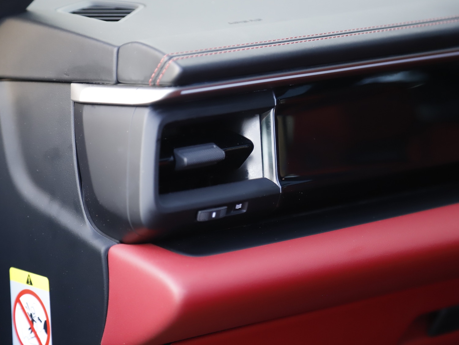 Used Porsche Macan 2024 for sale - 77733838: Photo 16