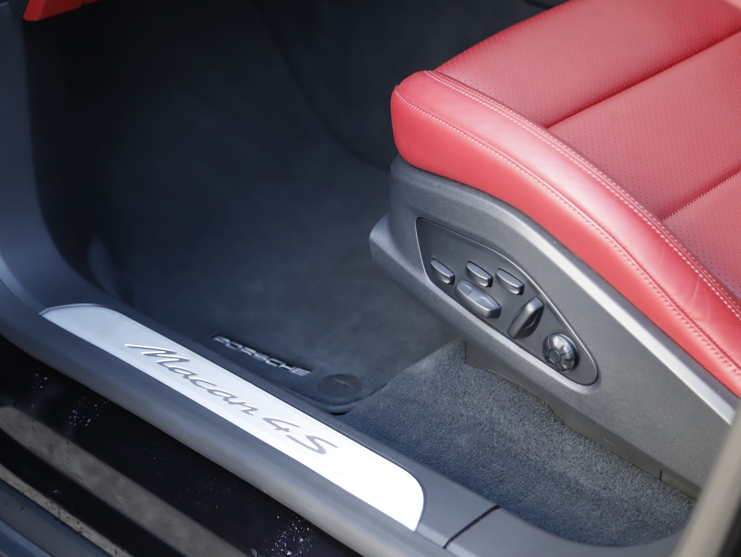 Used Porsche Macan 2024 for sale - 77733838: Photo 17