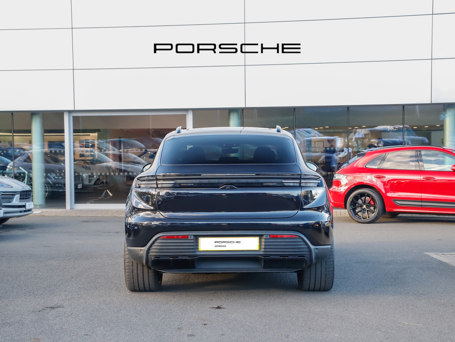 Used Porsche Macan 2024 for sale - 77733838: Photo 8