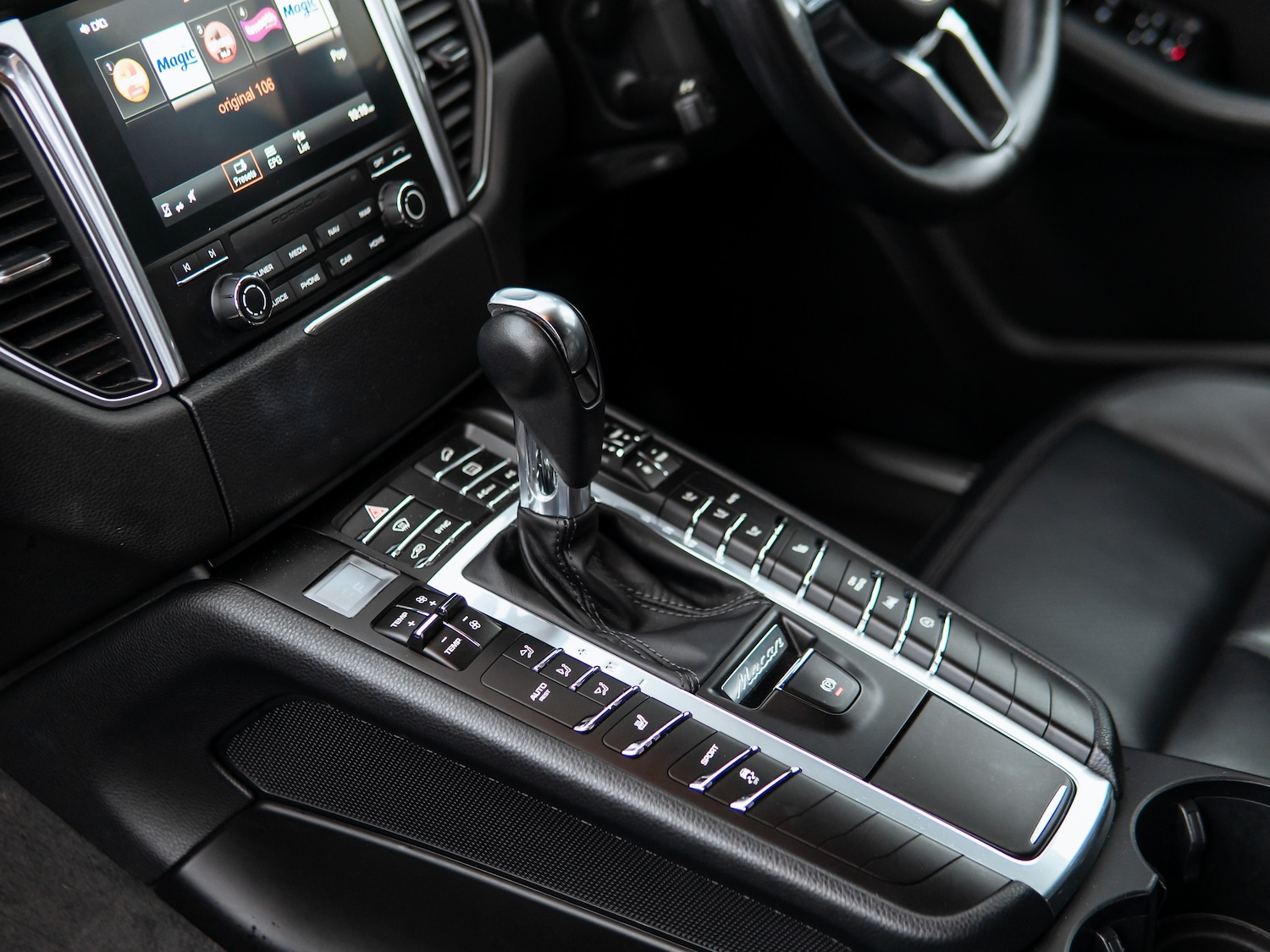 Used Porsche Macan 2017 for sale - 76909639: Photo 33