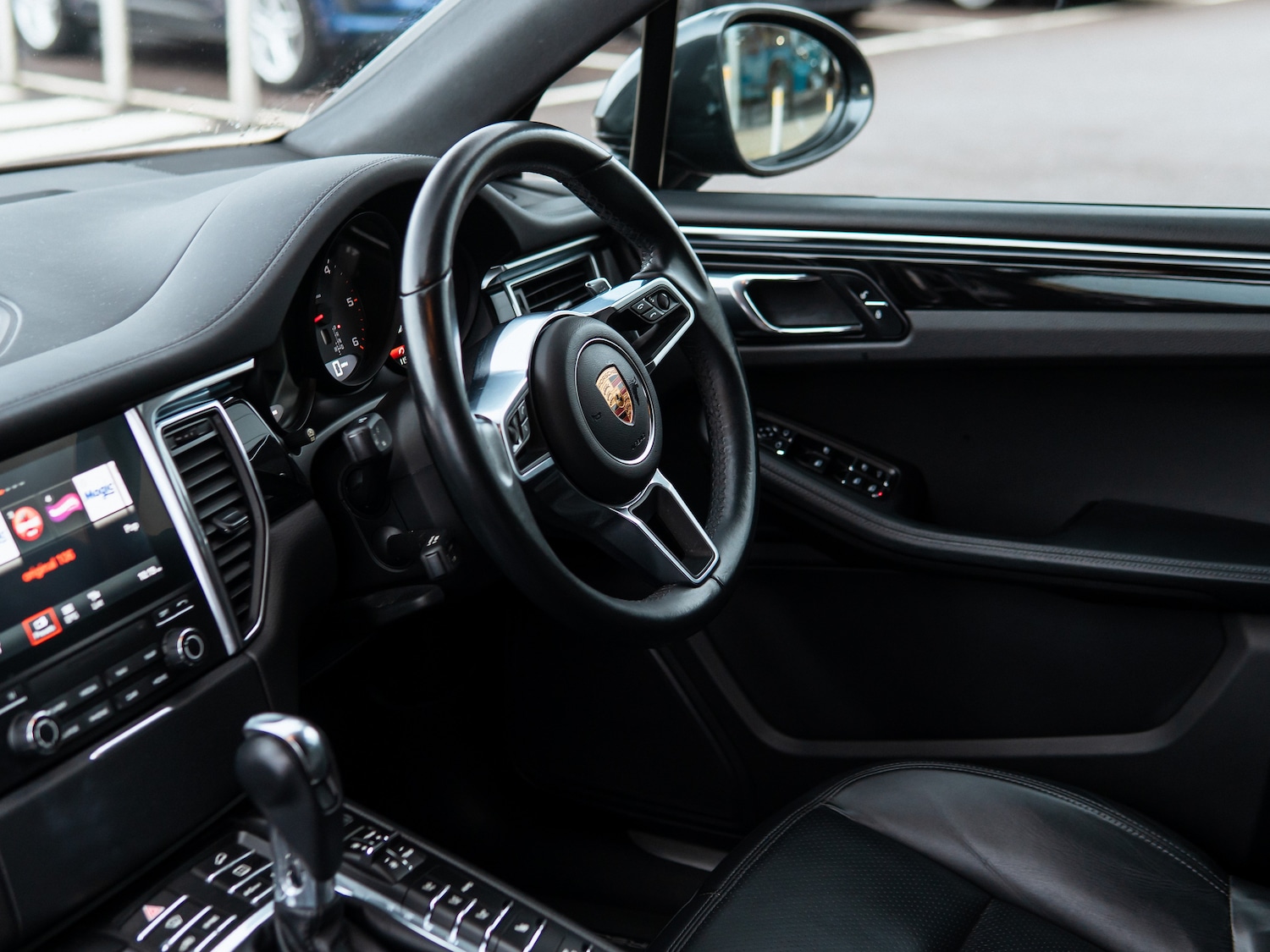 Used Porsche Macan 2017 for sale - 76909639: Photo 9