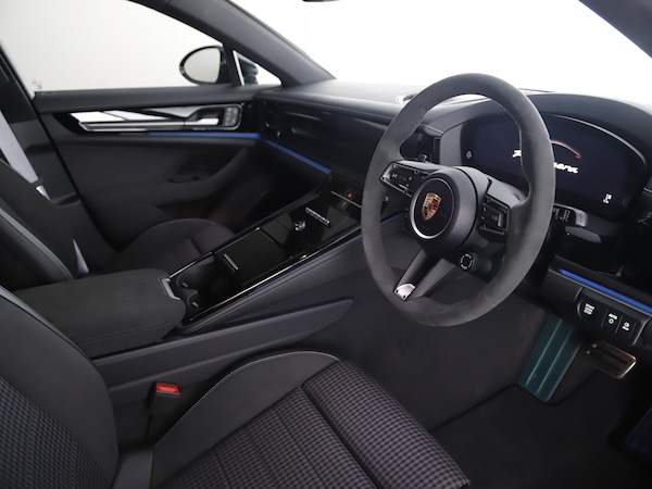 Used Porsche Panamera 2025 for sale - 74996876: Photo 41